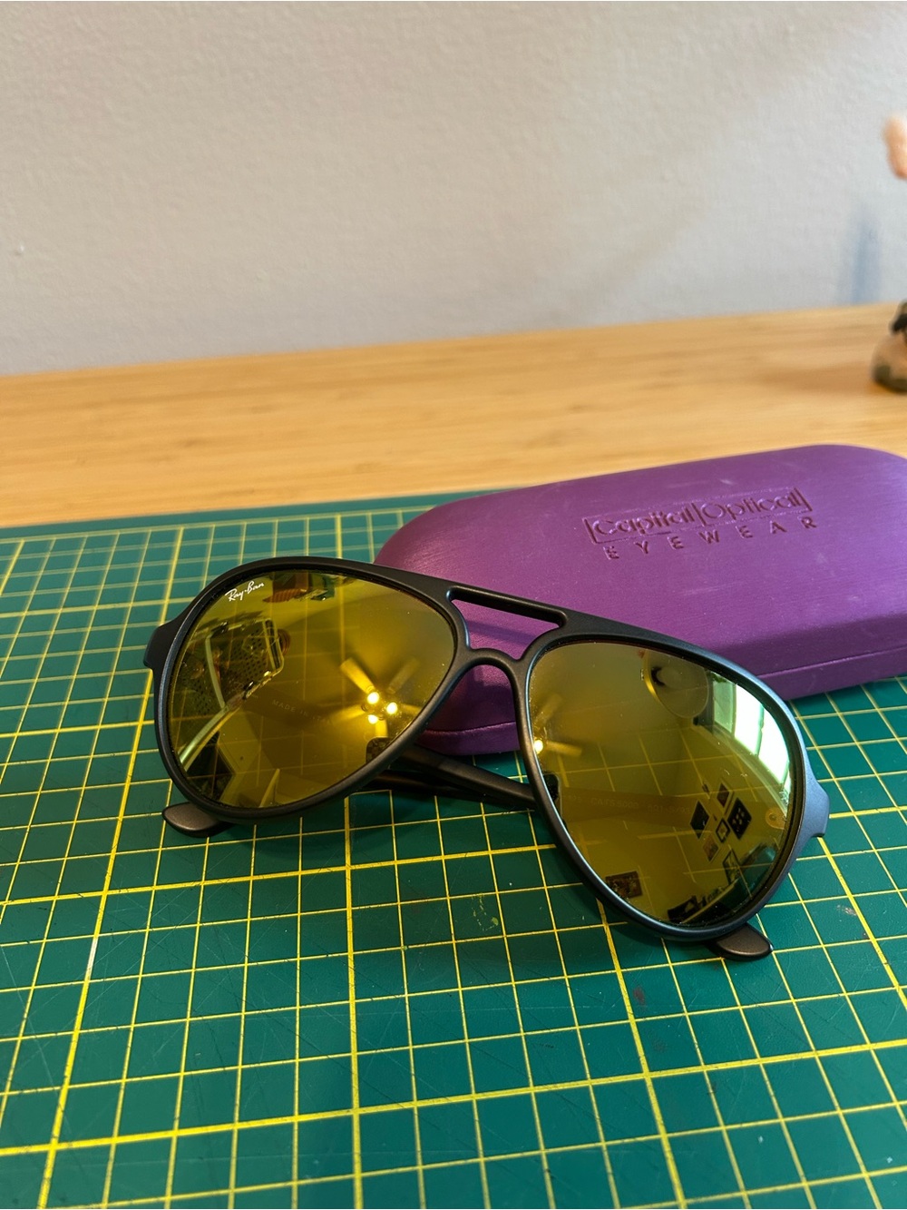 Ray-Ban Aviators - Picture 2 of 6